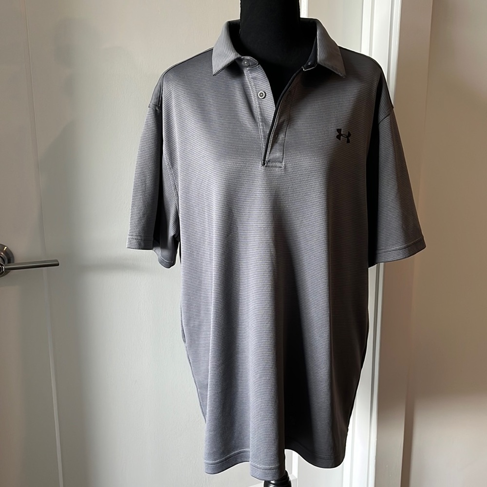 Grey Under Armour light t-shirt